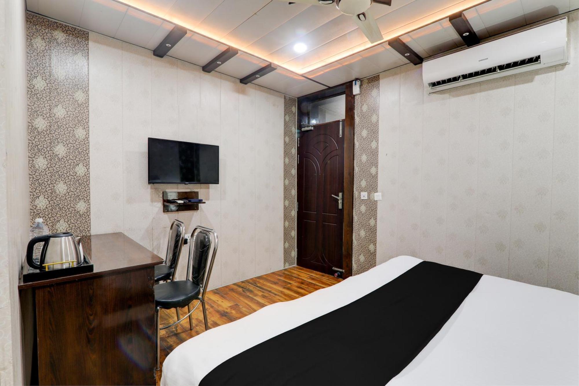 Hotel O Ss Palace Inn Lucknow Zewnętrze zdjęcie