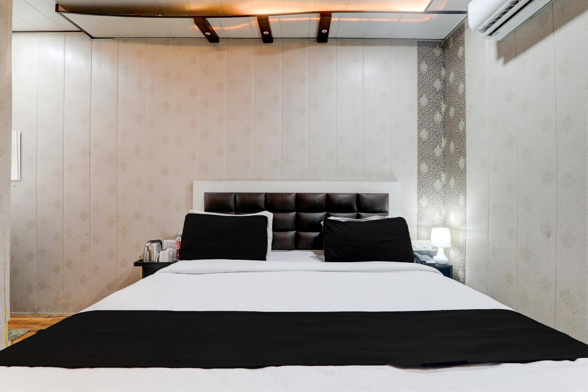 Hotel O Ss Palace Inn Lucknow Zewnętrze zdjęcie